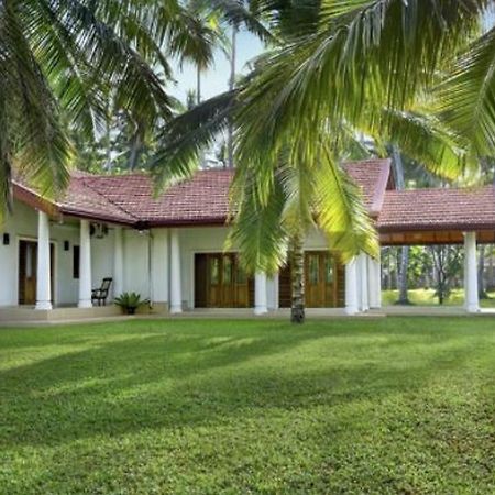 Coco Villa Peach Tree Katunayaka Esterno foto